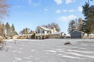 1887 Lakewood Dr N, Maplewood, MN 55109 - Photo 30