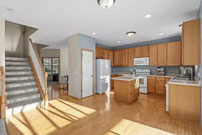 10305 41st Place NE, Saint Michael, MN 55376 - Photo 2