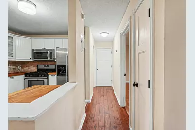 4004 Foss Road #101, Saint Paul, MN 55421 - Photo 16