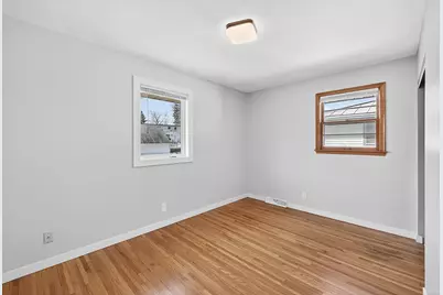 5844 Washburn Avenue S, Minneapolis, MN 55410 - Photo 14