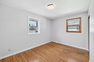 5844 Washburn Ave S, Minneapolis, MN 55410 - Photo 14