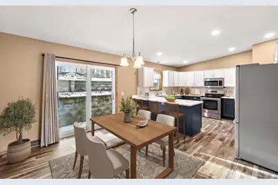 402 25th Street SW, Rochester, MN 55902 - Photo 8