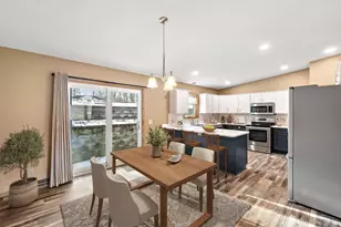 402 25th St SW, Rochester, MN 55902 - Photo 8