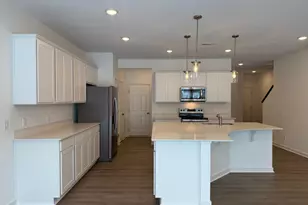 4722 Airlake Curv, Woodbury, MN 55129 - Photo 4