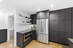 6807 Dovre Dr, Edina, MN 55436 - Photo 20