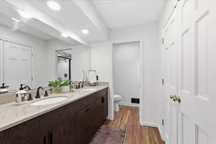 6807 Dovre Dr, Edina, MN 55436 - Photo 8