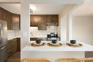 410 Groveland Ave, Minneapolis, MN 55403 - Photo 6