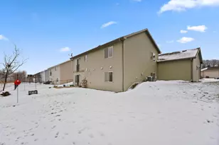 3500 Bridgeview Dr SE, Rochester, MN 55904 - Photo 32