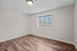 3500 Bridgeview Dr SE, Rochester, MN 55904 - Photo 8