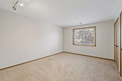 3650 Gershwin Lane N, Oakdale, MN 55128 - Photo 16