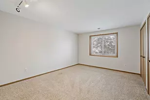 3650 Gershwin Ln N, Oakdale, MN 55128 - Photo 16