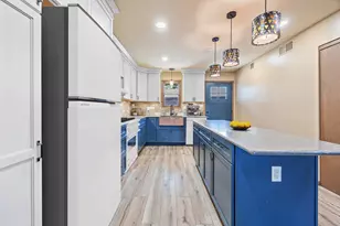 2318 15th St S, Fargo,  58103 - Photo 8