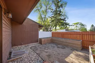 2318 15th St S, Fargo,  58103 - Photo 28