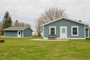 401 Joe Horachek St E, Goodridge, MN 56725 - Photo 16