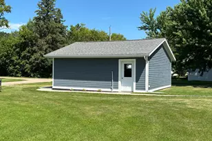 401 Joe Horachek St E, Goodridge, MN 56725 - Photo 6