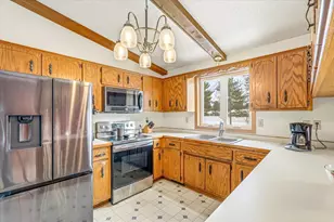 1924 Pleasant Ave, Saint Cloud, MN 56303 - Photo 12