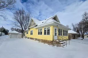 521 Washington Ave, Holland, MN 56139 - Photo 2
