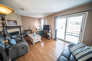 907 40th St NW, Rochester, MN 55901 - Photo 6