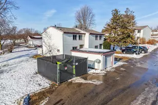 907 40th St NW, Rochester, MN 55901 - Photo 50