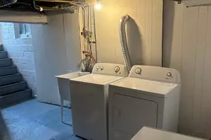 315 Annapolis St W, Saint Paul, MN 55118 - Photo 24