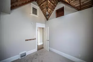 315 Annapolis St W, Saint Paul, MN 55118 - Photo 10