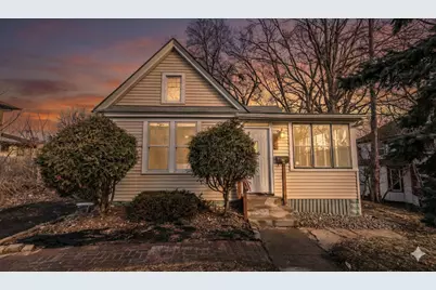 315 Annapolis Street W, Saint Paul, MN 55118 - Photo 1