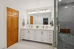 5501 Park Pl, Edina, MN 55424 - Photo 14