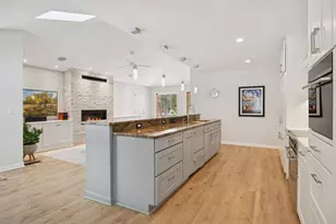 5501 Park Pl, Edina, MN 55424 - Photo 8