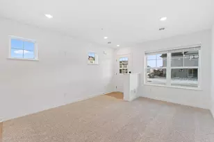 5233 Long Pointe Pass, Woodbury, MN 55129 - Photo 8