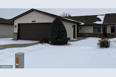 1928 Vierling Drive E, Shakopee, MN 55379 - Photo 2