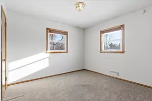 4500 Woodbine Ln N, Brooklyn Center, MN 55429 - Photo 20