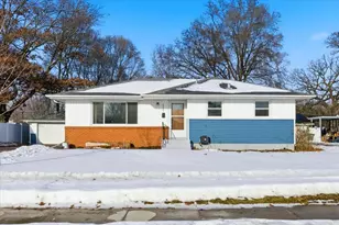 4500 Woodbine Ln N, Brooklyn Center, MN 55429 - Photo 2