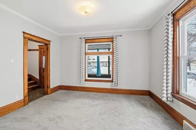 1009 Sherburne Avenue, Saint Paul, MN 55104 - Photo 8