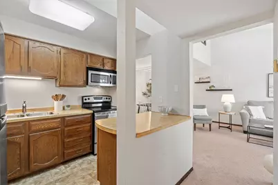 2670 Oxford Street N #242, Roseville, MN 55113 - Photo 8