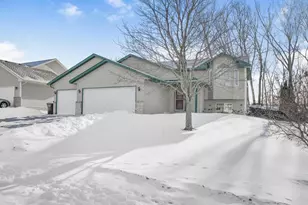 712 Buffalo Hills St, Buffalo, MN 55313 - Photo 1