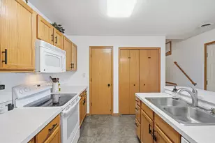 6240 158th St W, Apple Valley, MN 55124 - Photo 16