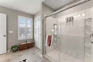 7025 Huckleberry Dr, Excelsior, MN 55331 - Photo 28