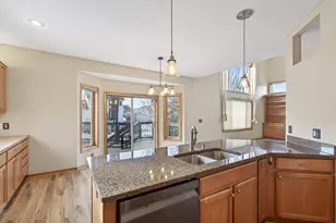 2542 Mathias Rd, Shakopee, MN 55379 - Photo 8