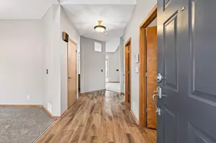 2542 Mathias Rd, Shakopee, MN 55379 - Photo 2