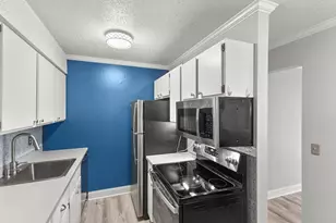 4521 Cedar Lk Rd S, Saint Louis Park, MN 55416 - Photo 12