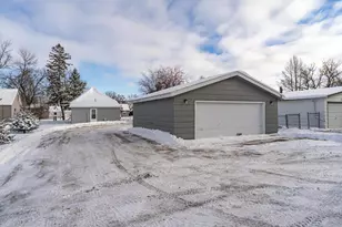 1221 Knight Ave N, Thief River Falls, MN 56701 - Photo 22