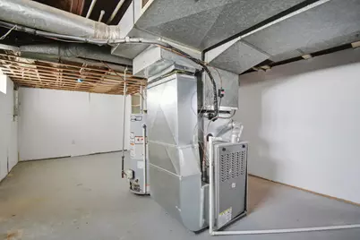 1204 1st Avenue NE, Austin, MN 55912 - Photo 28