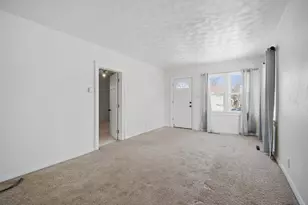 1204 1st Ave NE, Austin, MN 55912 - Photo 6