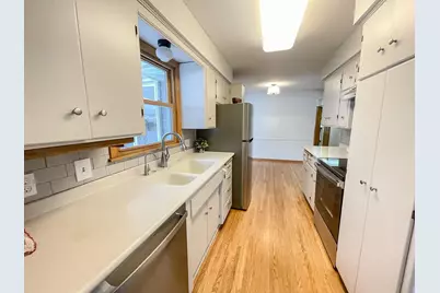 1626 Pine Street, Hastings, MN 55033 - Photo 10