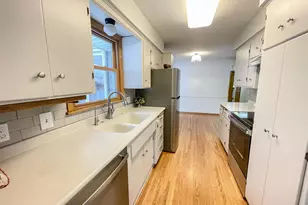 1626 Pine St, Hastings, MN 55033 - Photo 10