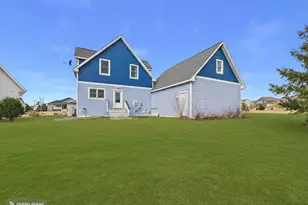 3317 Old Stone Way NE, Sauk Rapids, MN 56379 - Photo 2