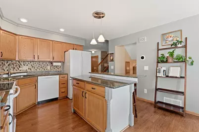 615 1st Avenue NW, Osseo, MN 55369 - Photo 4