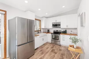 9180 Eden Prairie Rd, Eden Prairie, MN 55347 - Photo 2