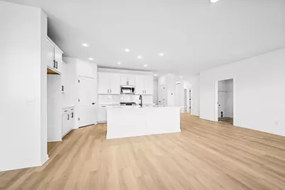 2995 Trinity Drive, Shakopee, MN 55379 - Photo 4