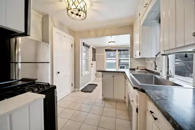 2014 Cottage Avenue E, Saint Paul, MN 55119 - Photo 6